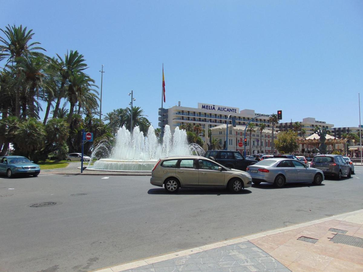 Apartamentos Playa Postiguet Alicante Esterno foto