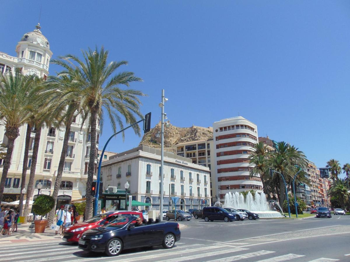 Apartamentos Playa Postiguet Alicante Esterno foto