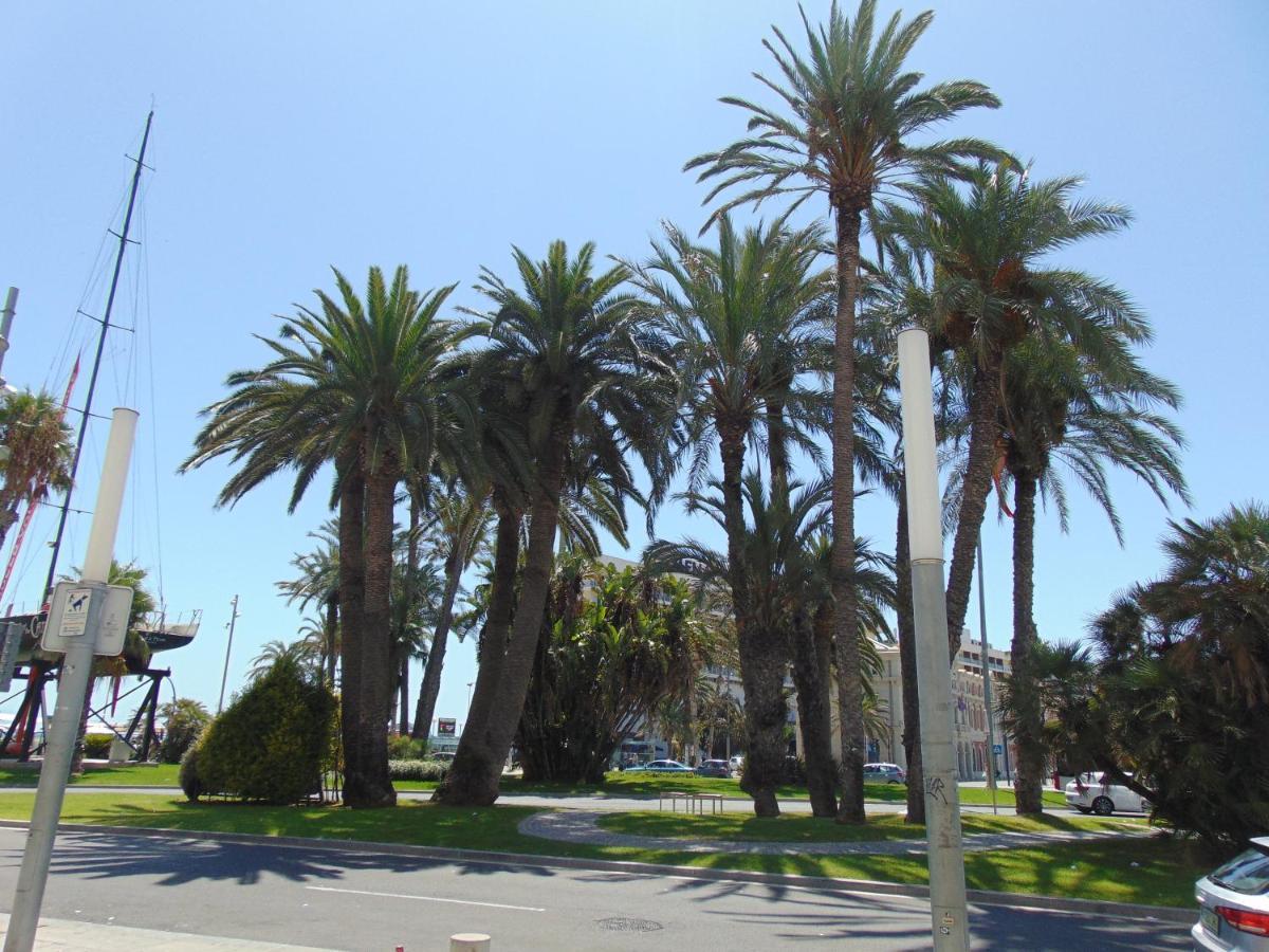 Apartamentos Playa Postiguet Alicante Esterno foto
