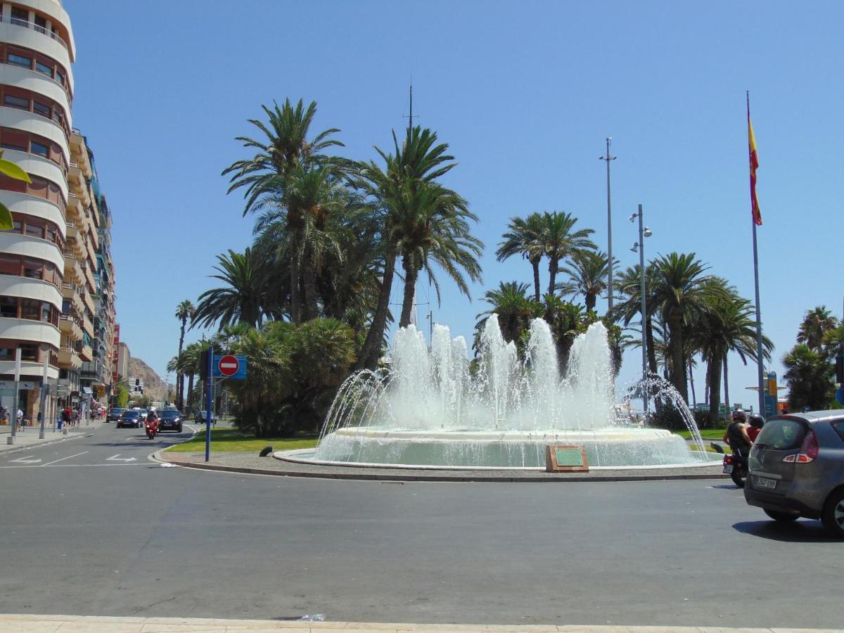 Apartamentos Playa Postiguet Alicante Esterno foto