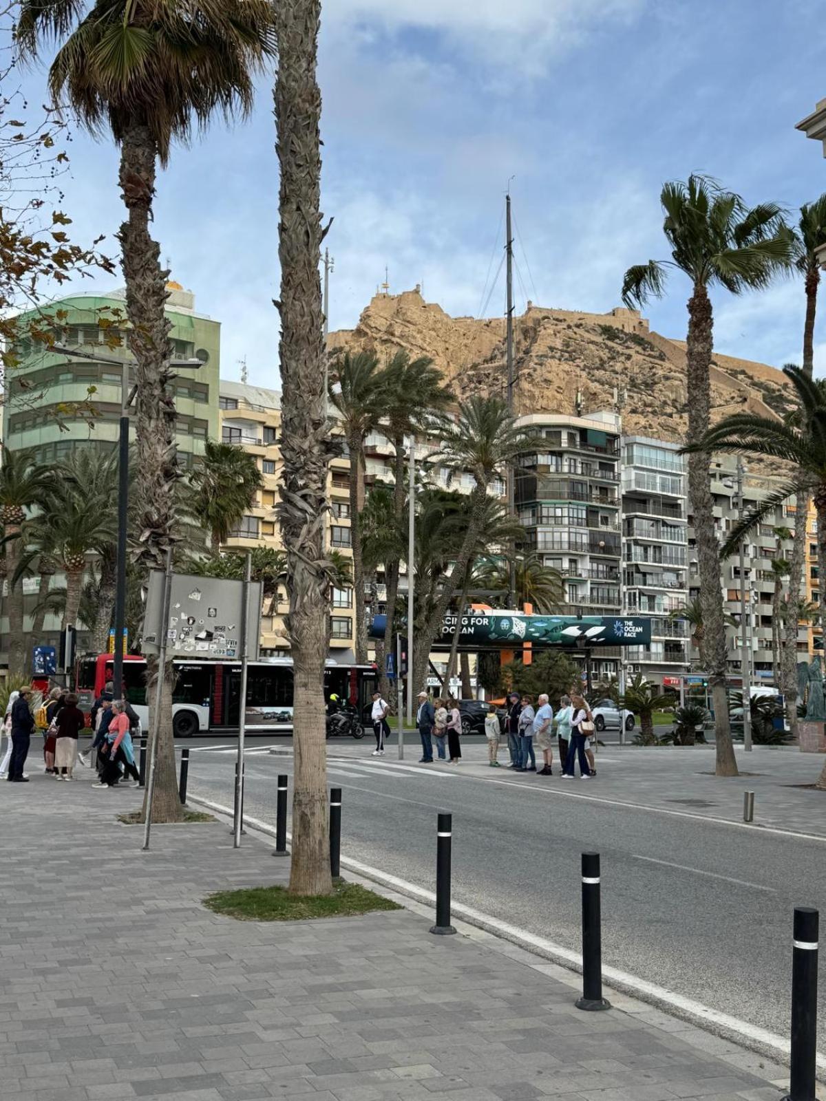Apartamentos Playa Postiguet Alicante Esterno foto