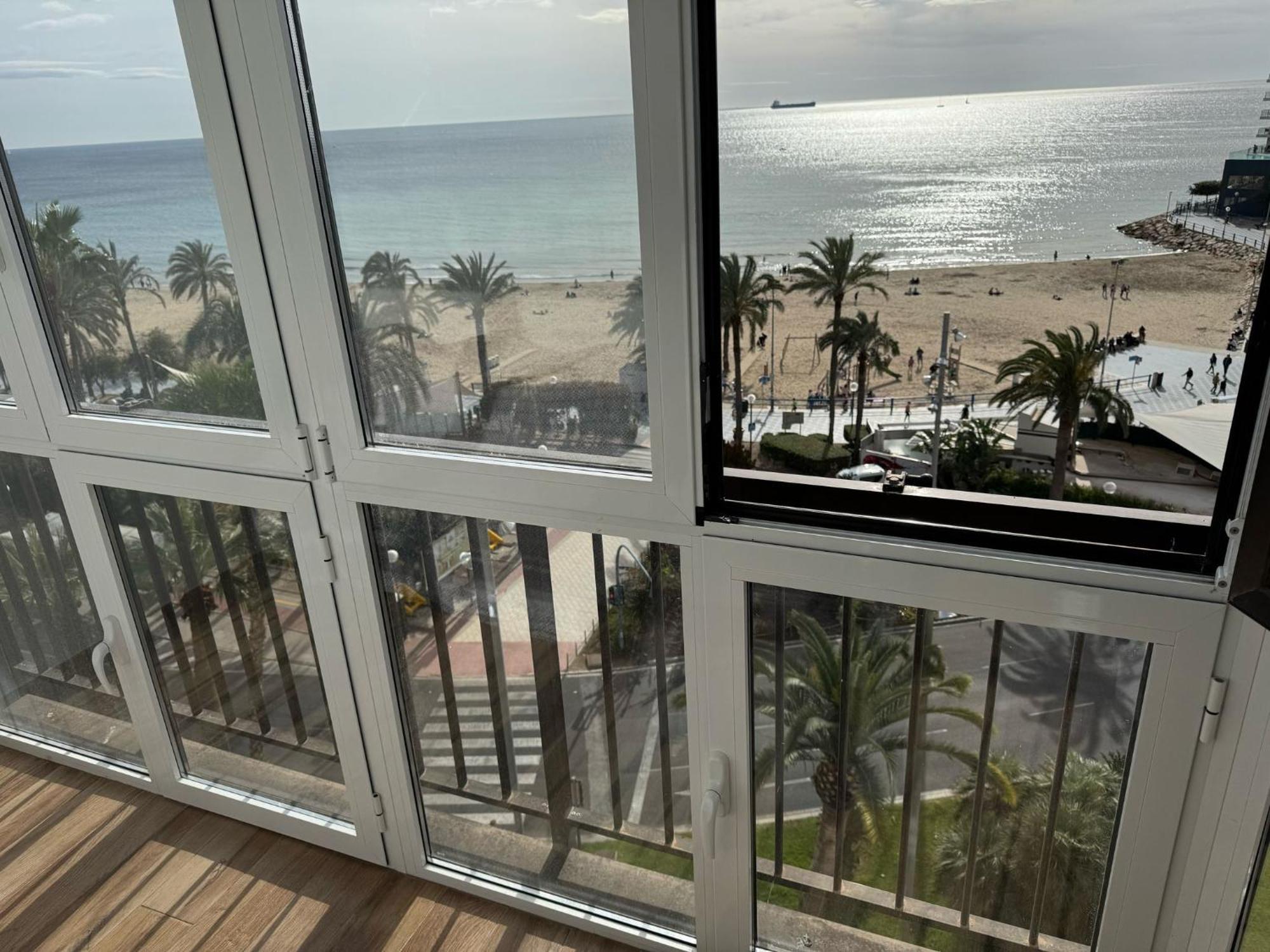 Apartamentos Playa Postiguet Alicante Esterno foto