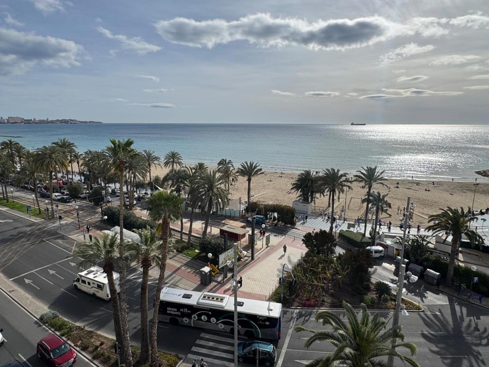 Apartamentos Playa Postiguet Alicante Esterno foto